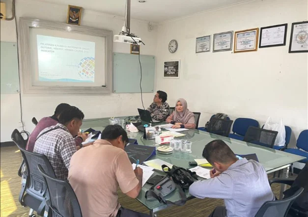 Lampiran (Artikel Konsep Dasar Metrologi, Pengukuran Dan Kalibrasi).pdf - Page 1 of 6